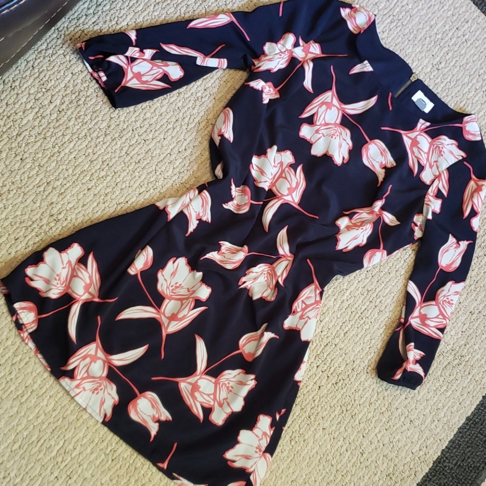 Floral shift dress
